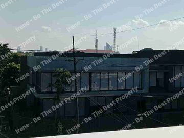 Disewakan Ruko Hook  Grass 2 Unit Jejer Manyar Kertajaya Indah