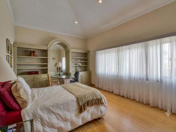 Residencia con Elevador, Doble Altura y Salones de Eventos | Jardines del Pedregal