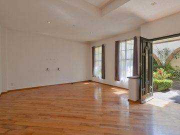 Amplia Residencia en Tlalpan Centro | Condominio de Sólo 3 Casas | construcción 355m2