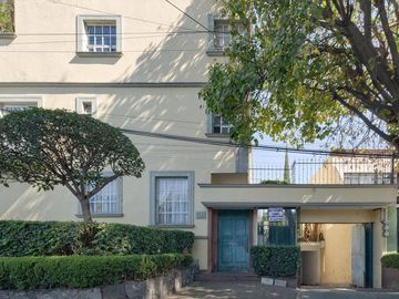 Amplia Residencia en Tlalpan Centro | Condominio de Sólo 3 Casas | construcción 355m2