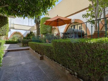 Amplia Residencia en Tlalpan Centro | Condominio de Sólo 3 Casas | construcción 355m2