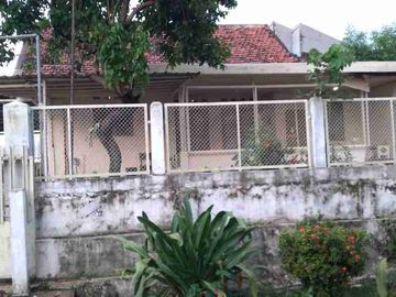 Jual Rumah Tua Hook Cilandak ( hitung tanah ) komplek rapi & jalan lebar jakarta selatan