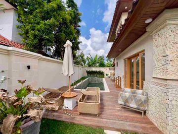 Villa mertanadi kerobokan