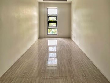 Teachers Village Brandnew Townhouse For Sale Semi Furnished near East Avenue SD
