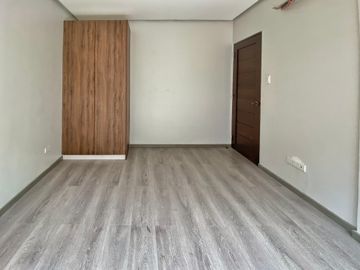 Teachers Village Brandnew Townhouse For Sale Semi Furnished near East Avenue SD