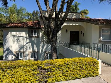HERMOSA RESIDENCIA EN OPORTUNIDAD DE VENTA 