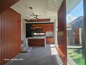 Villa Baru 3 Bedroom Ready Move-in di Benoa Bali