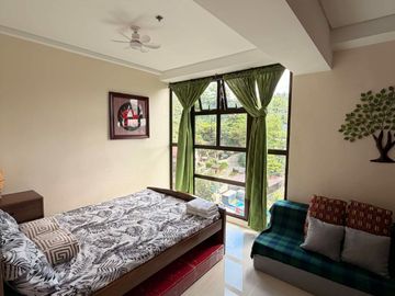 7 Bedroom House and Lot for sale in Baguio Home with Golf Course View & Airbnb Potential