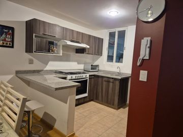 EN RENTA PENT GARDEN EN ACANTO 15 ,
