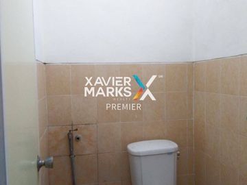 DIJUAL Ruko Terawat 2Lt Dg Area Parkir Bercanopy Cocok untuk Bisnis Kuliner atau Laundry Dekat UB dan Rumah Sakit di Dinoyo