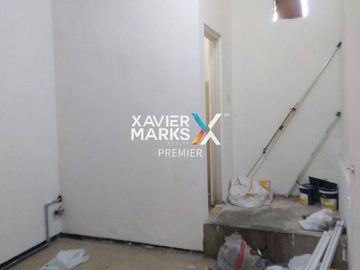 DIJUAL Ruko Terawat 2Lt Dg Area Parkir Bercanopy Cocok untuk Bisnis Kuliner atau Laundry Dekat UB dan Rumah Sakit di Dinoyo
