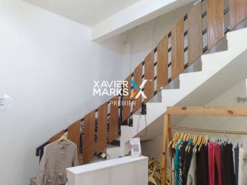 DIJUAL Ruko Terawat 2Lt Dg Area Parkir Bercanopy Cocok untuk Bisnis Kuliner atau Laundry Dekat UB dan Rumah Sakit di Dinoyo
