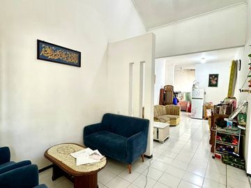 Dijual Rumah Dekat ke Pusat Kota di Puncak Buring Indah Malang