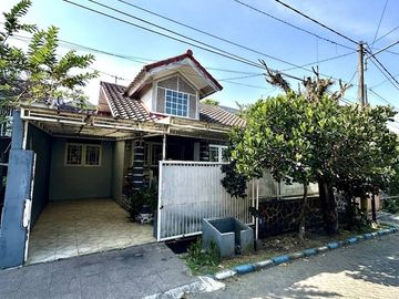 Dijual Rumah Dekat ke Pusat Kota di Puncak Buring Indah Malang