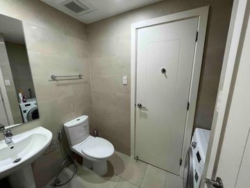 For Sale/Rent – 1 Bedroom Unit in Milano Residences Makati City