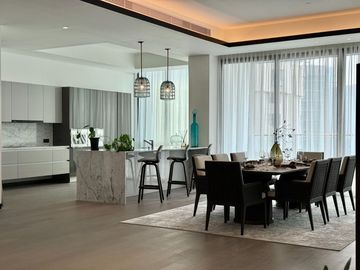 For Sale Apartement Regent Residences 4BR