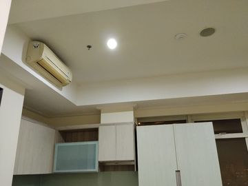 Sewa Apartemen Menteng Park Studio Semi Furnish Include IPL