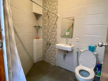 DISEWAKAN RUMAH SIAP HUNI DI SETRADUTA