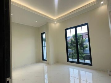 FOR SALE Rumah di Kencana Loka Bsd  Brand New House