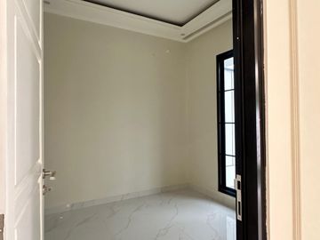 FOR SALE Rumah di Kencana Loka Bsd  Brand New House
