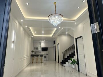 FOR SALE Rumah di Kencana Loka Bsd  Brand New House