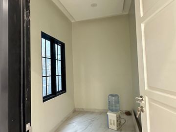 FOR SALE Rumah di Kencana Loka Bsd  Brand New House