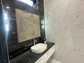 FOR SALE Rumah di Kencana Loka Bsd  Brand New House