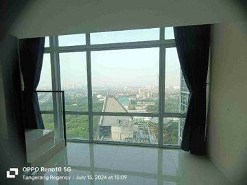 Di Sewakan Cepat Unit Bizloft Tower URESIDENCE APARTMENT SUPERMALL KARAWACI