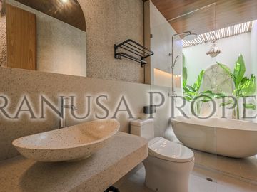 Modern Mediterranean Villa di Pecatu | Freehold & Leasehold
