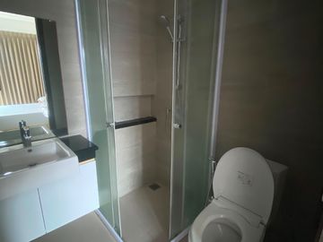 Disewakan Rumah fully furnished Pik 2 8x10 m²
