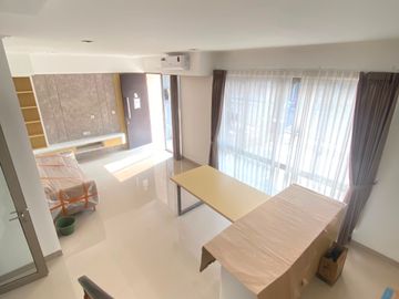 Disewakan Rumah fully furnished Pik 2 8x10 m²