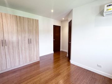 Elegant 5-Bedroom House and Lot for Sale in Verdana Homes Daang Hari Bacoor, Cavite