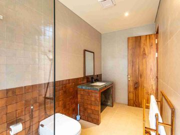 BRAND NEW VILLA LUXURY TROPICAL SEMINYAK BALI