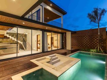 BRAND NEW VILLA LUXURY TROPICAL SEMINYAK BALI