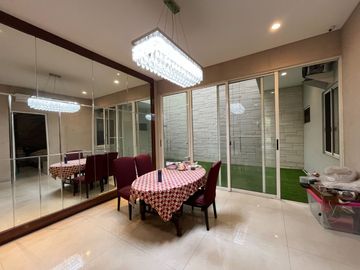 Rumah Mewah Pakuwon City Cluster San Diego dkt san antonio dan aruba villa