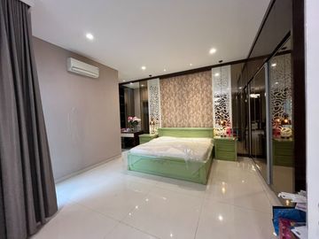 Rumah Mewah Pakuwon City Cluster San Diego dkt san antonio dan aruba villa