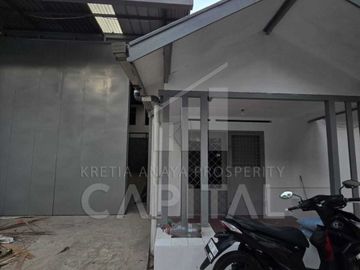 RUMAH EX HOME INDUSTRY SIAP HUNI DI AREA SAYAP SUDIRMAN BANDUNG