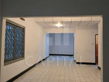 RUMAH EX HOME INDUSTRY SIAP HUNI DI AREA SAYAP SUDIRMAN BANDUNG