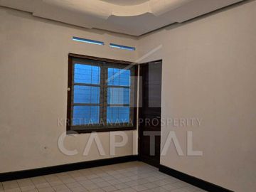 RUMAH EX HOME INDUSTRY SIAP HUNI DI AREA SAYAP SUDIRMAN BANDUNG