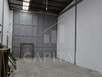 RUMAH EX HOME INDUSTRY SIAP HUNI DI AREA SAYAP SUDIRMAN BANDUNG