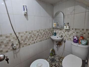 Dijual Rumah 2.5 Lantai Siap Huni di Pondok Pekayon Indah Bekasi