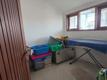 Dijual Rumah 2.5 Lantai Siap Huni di Pondok Pekayon Indah Bekasi