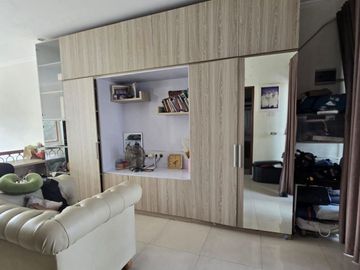 Dijual Rumah 2.5 Lantai Siap Huni di Pondok Pekayon Indah Bekasi