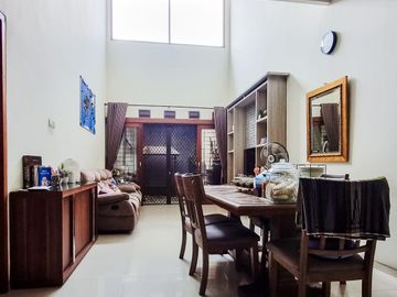 Dijual Rumah 2.5 Lantai Siap Huni di Pondok Pekayon Indah Bekasi