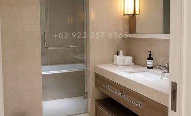 RARE BI-LEVEL PENTHOUSE |3-BR | 2 PARKING SLOTS | ONE SHANGRI-LA PLACE