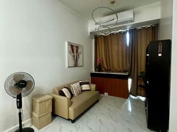 For Rent: 1BR Studio in Bellagio Tower 2 BGC for 40k per mos!
