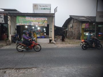 Di Sewakan KIOS MURAH Pinggir Jalan Raya Cilodong