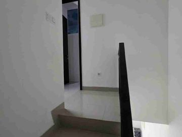 Disewakan Rumah Hawai Cove Furnish 2 Lantai