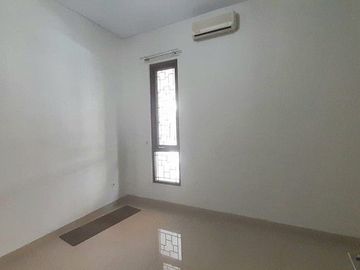 Disewakan Rumah Tinggal Lokasi daalam Perum Laguna Spring Banguntapan Bantul