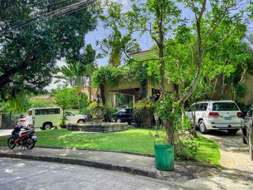 Golf Course Estate Mansion for Sale in Ayala Alabang, Muntinlupa City